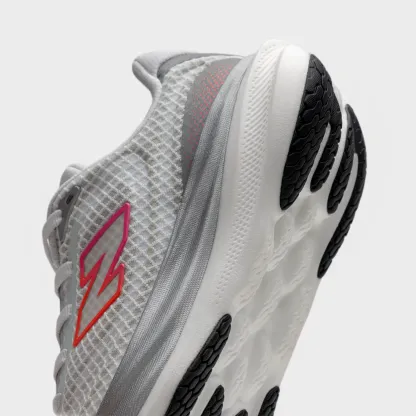 1080v15 Breathe – WHITE with PINK HEAT and TANGERINE HEAT