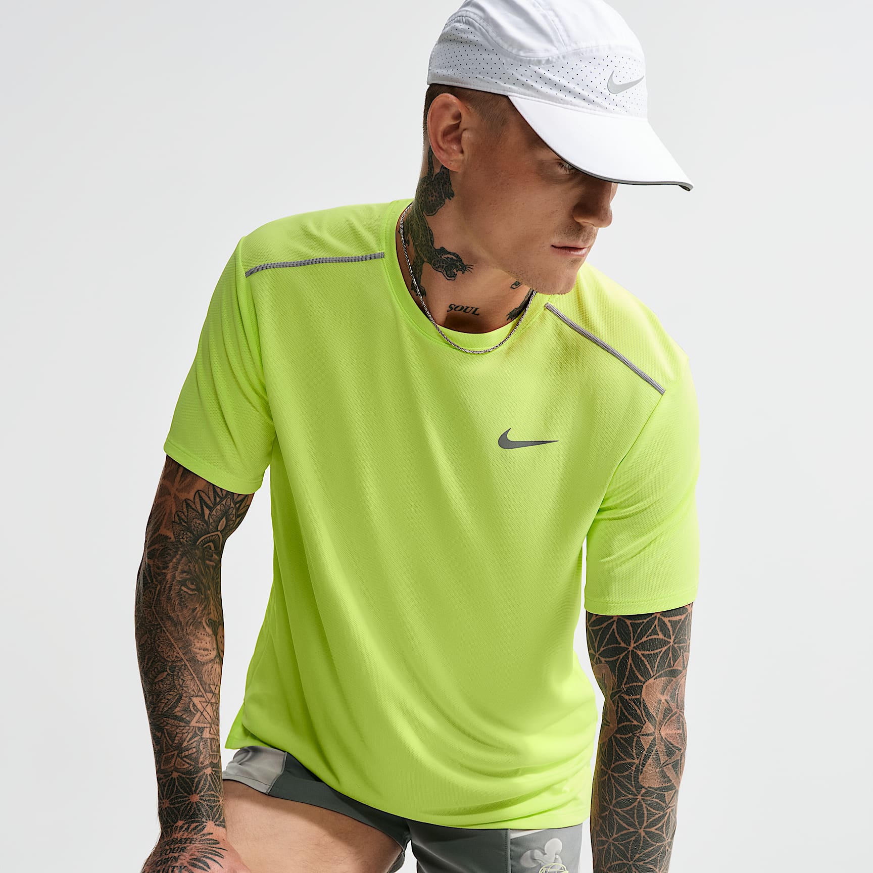 Nike Miler Men's Dri-FIT Short-Sleeve Running Top – Light Lemon Twist