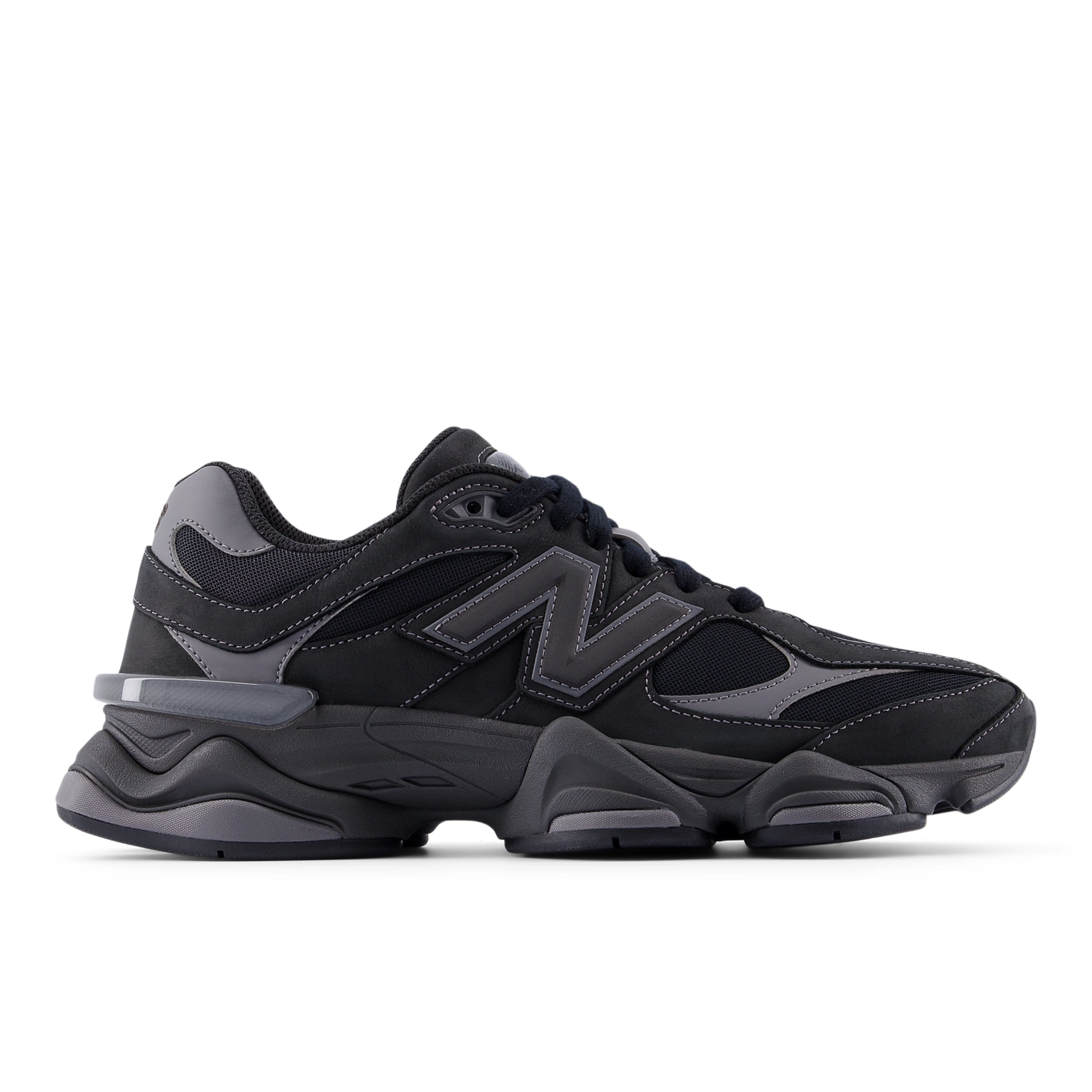 9060 – BLACK with CASTLEROCK