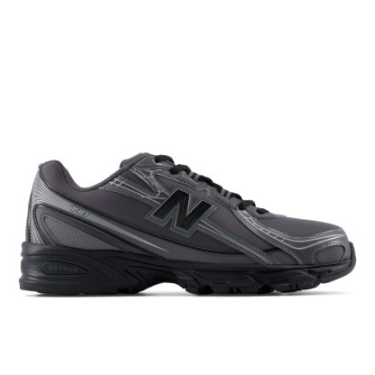 740 – CASTLEROCK with SLATE GREY