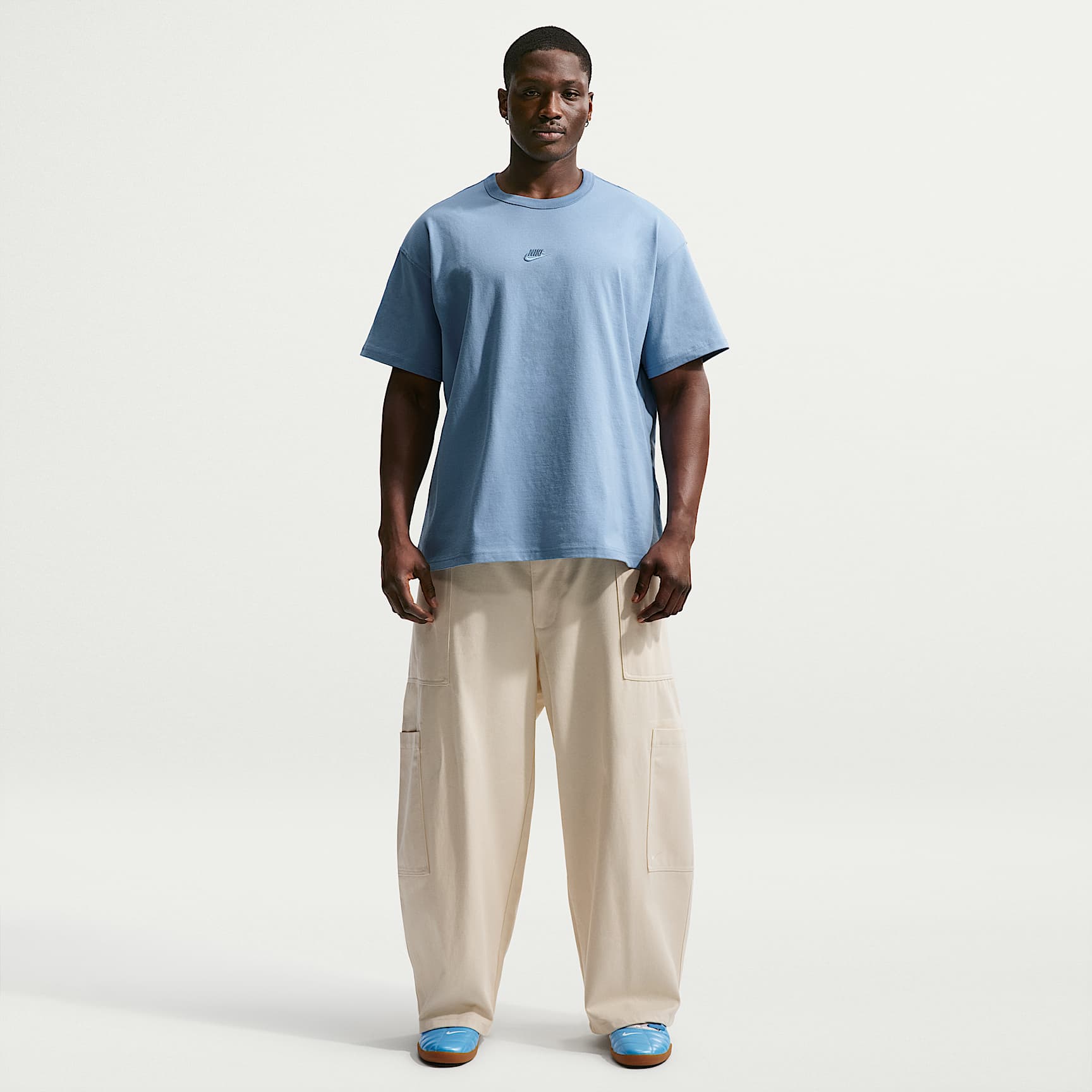 Nike Sportswear Premium Essentials Men's T-Shirt – Work Blue