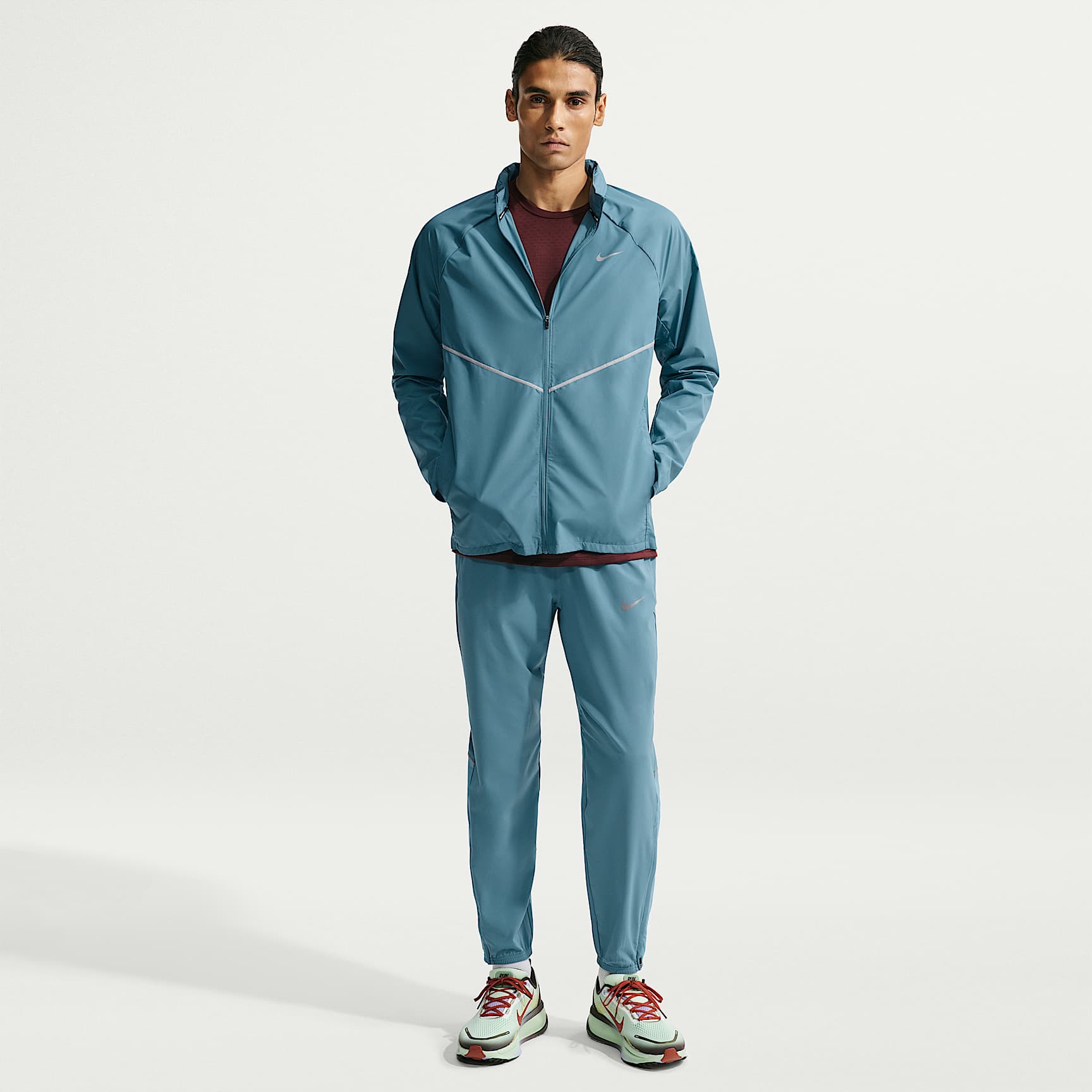 Nike Miler Men's Repel UV Protection Running Jacket – Smoky Blue/Smoky Blue