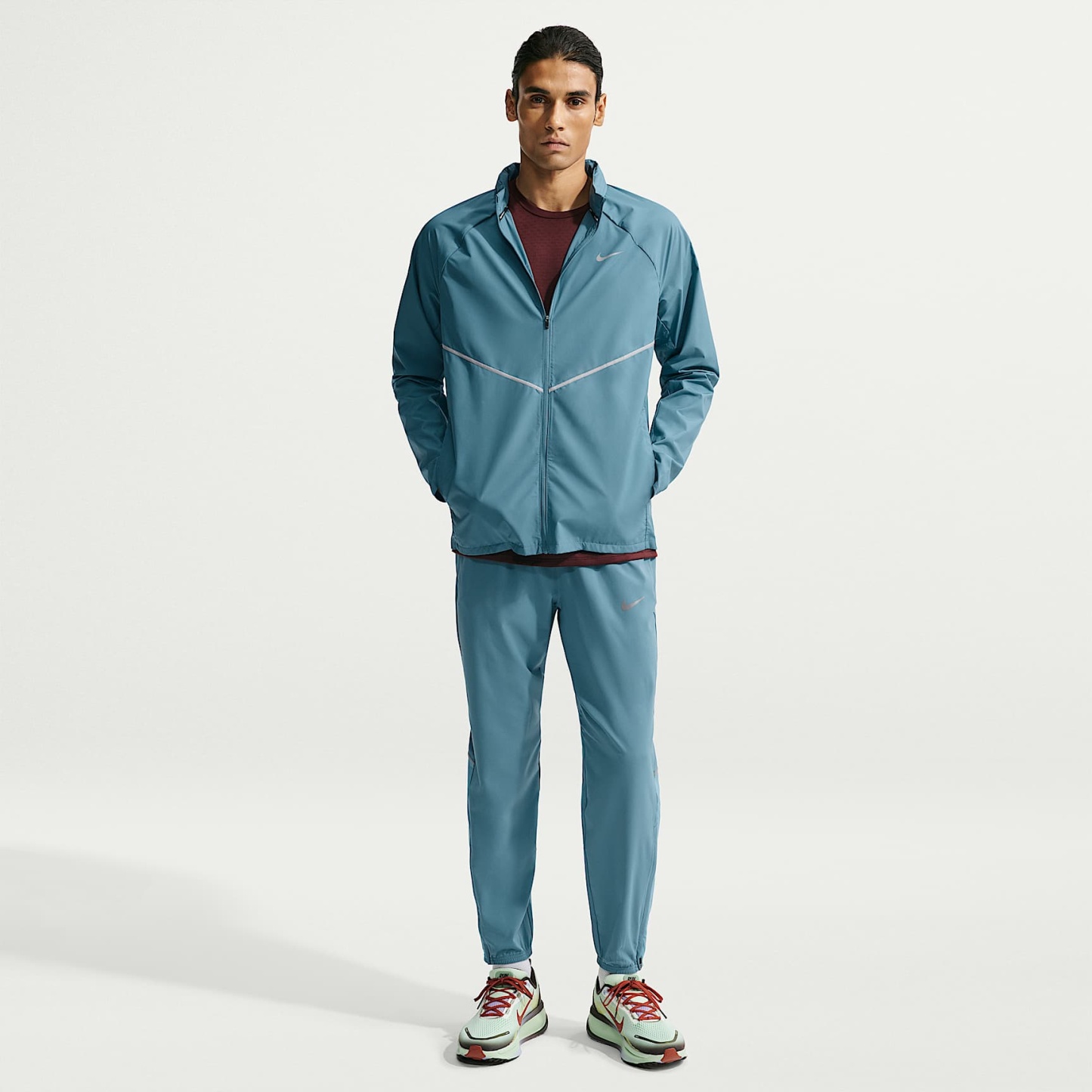 Nike Miler Men's Repel UV Protection Running Jacket – Smoky Blue/Smoky Blue
