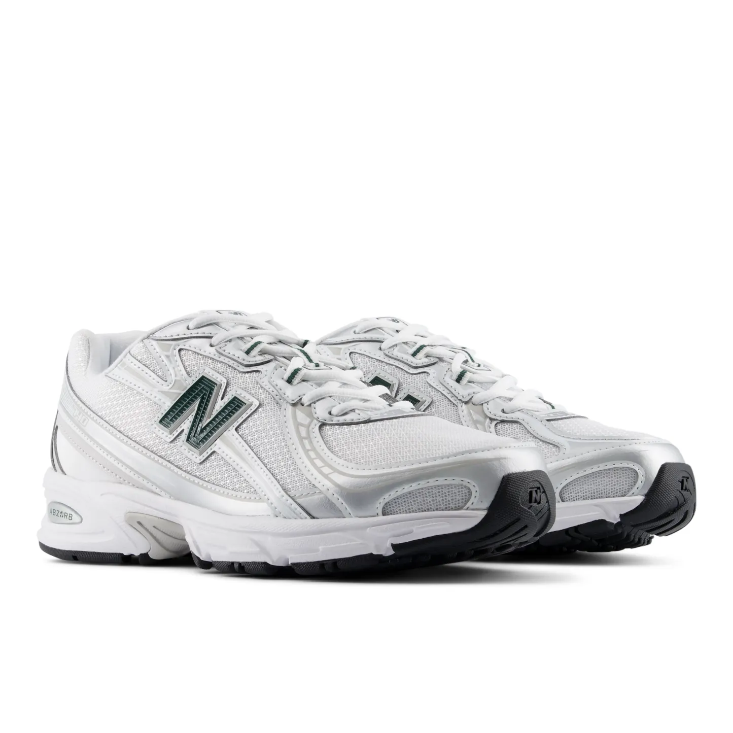 740 – WHITE with NORDIC GREEN