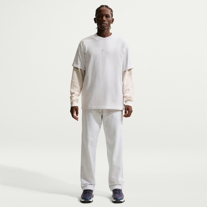Nike Sportswear Premium Essentials Men's T-Shirt – Birch Heather