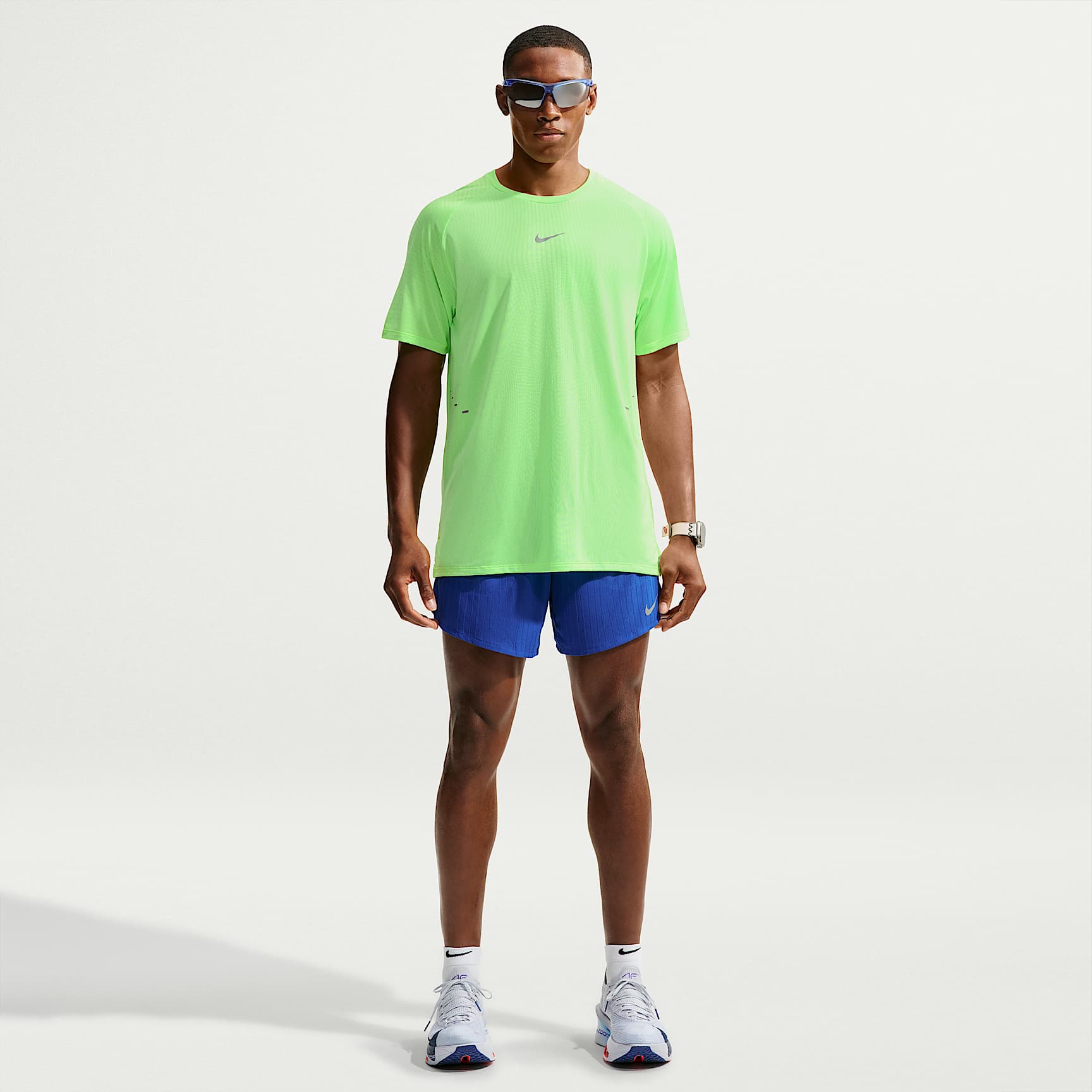 Nike Stride Aero-FIT Men's Short-Sleeve Running Top – Volt/Light Silver
