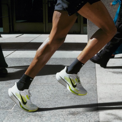 Nike Pegasus Plus 2 Men's Road-Running Shoes – White/Lemon Venom/Black