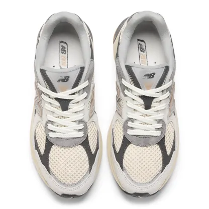 2010 – BRIGHTON GREY with LINEN