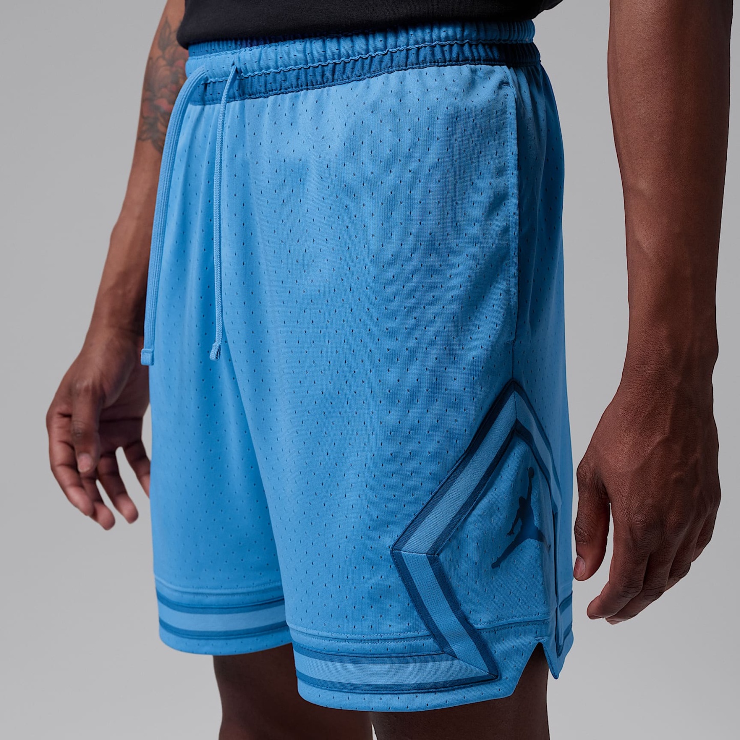 Jordan Sport Men's Dri-FIT 18cm (approx.) Mesh Diamond Shorts – Blue Beyond/True Blue/True Blue