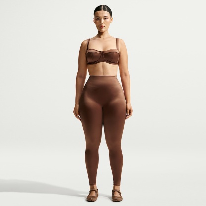 NikeSKIMS Satin Shine Women's High-Waisted Bonded 66cm (approx.) Leggings – NSKM Carob Brown