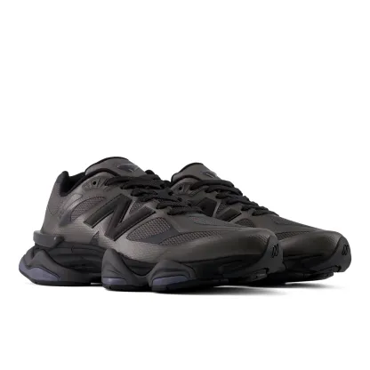 9060 – BLACK with METEORITE
