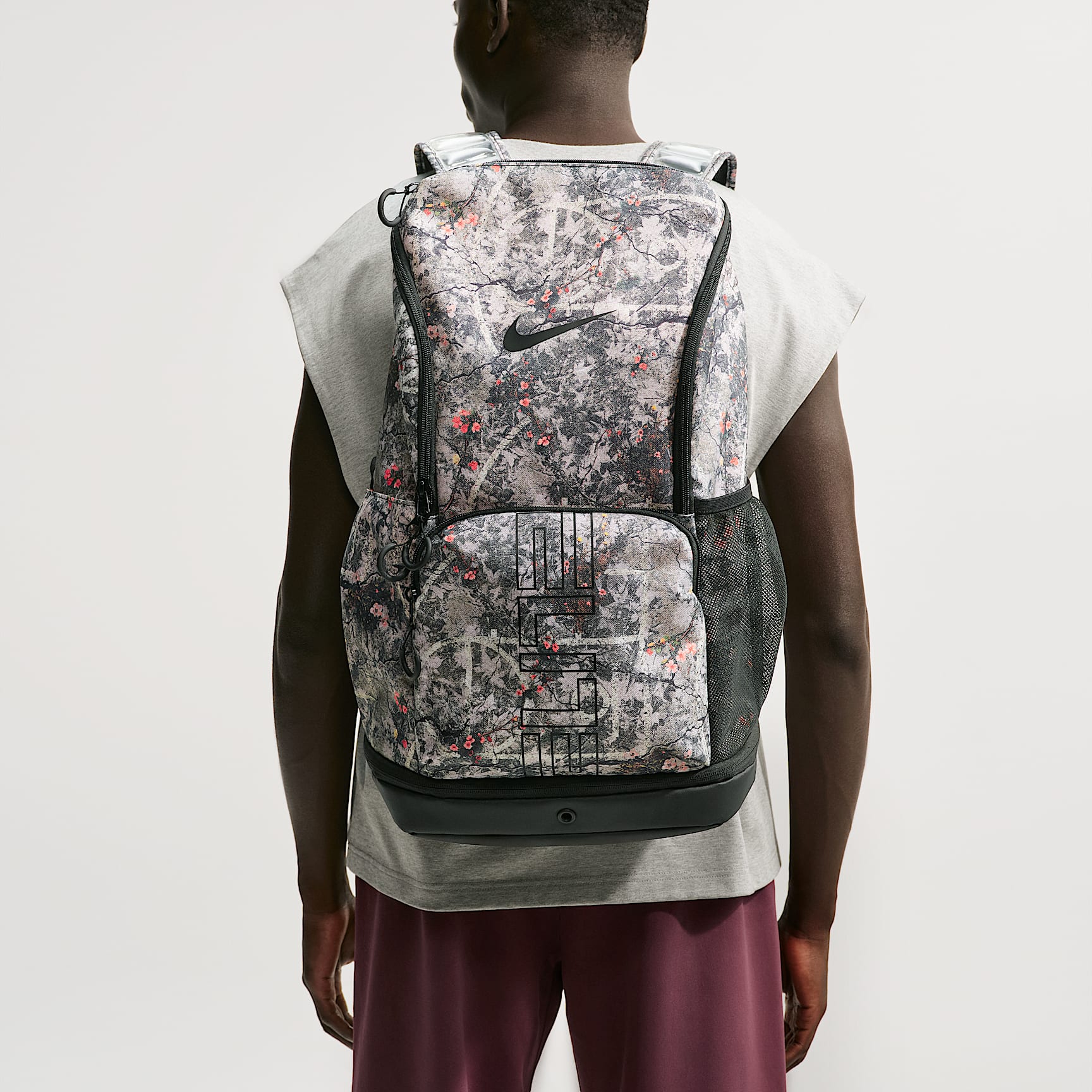 Nike Varsity Elite Printed Backpack (32L) – Cream II/Black/Black