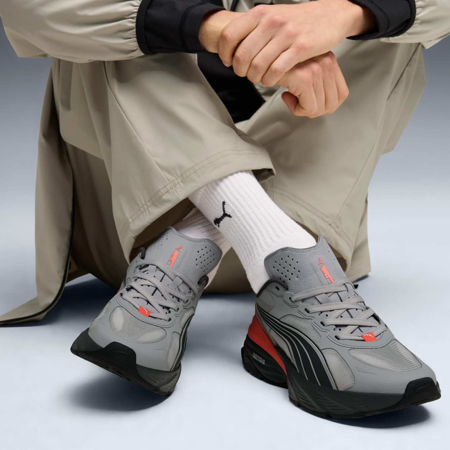 PUMA Fade Sneakers Unisex – Gray Echo-Shadow Gray-Red Glamour