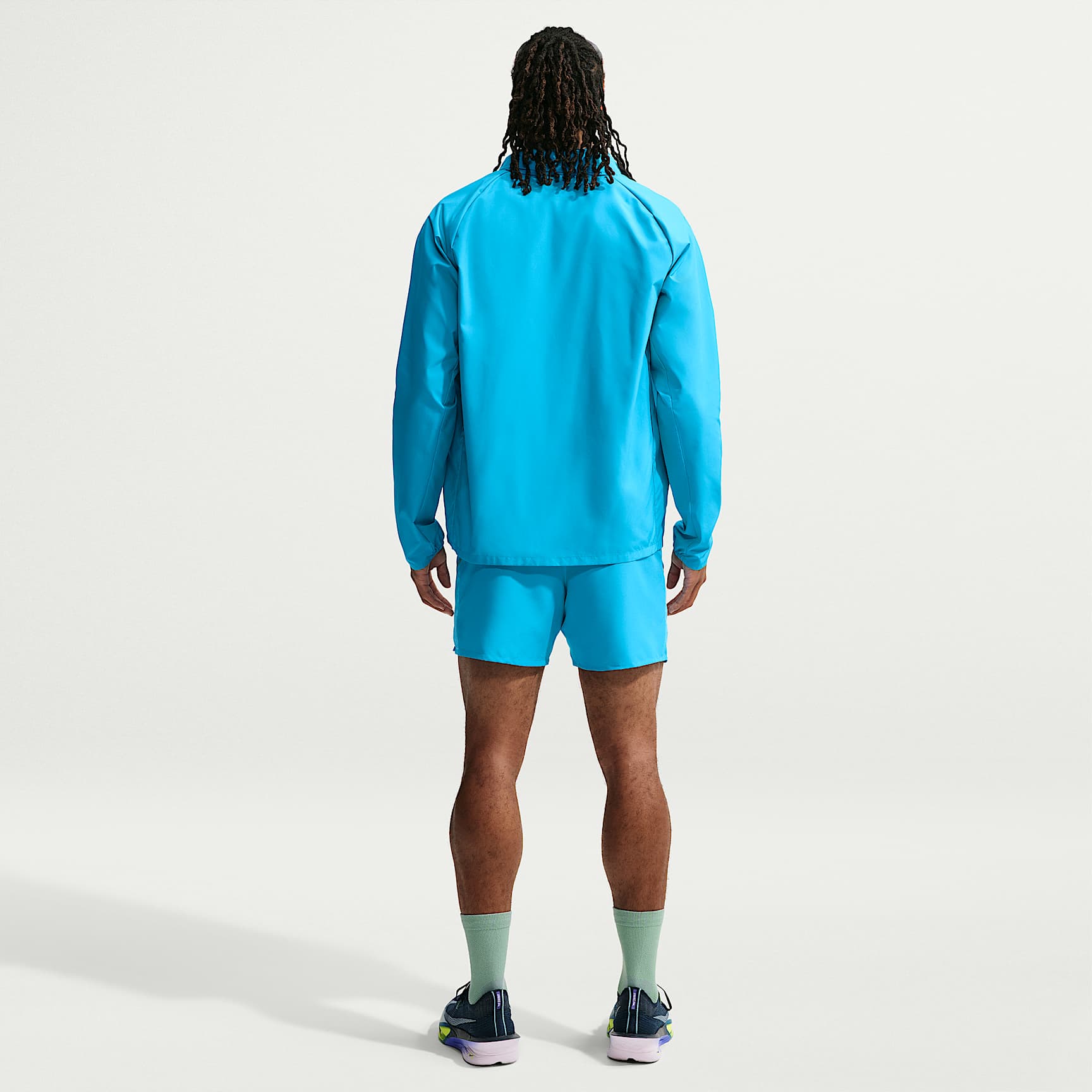 Nike Miler Men's Repel UV Protection Running Jacket – Light Current Blue/Light Current Blue