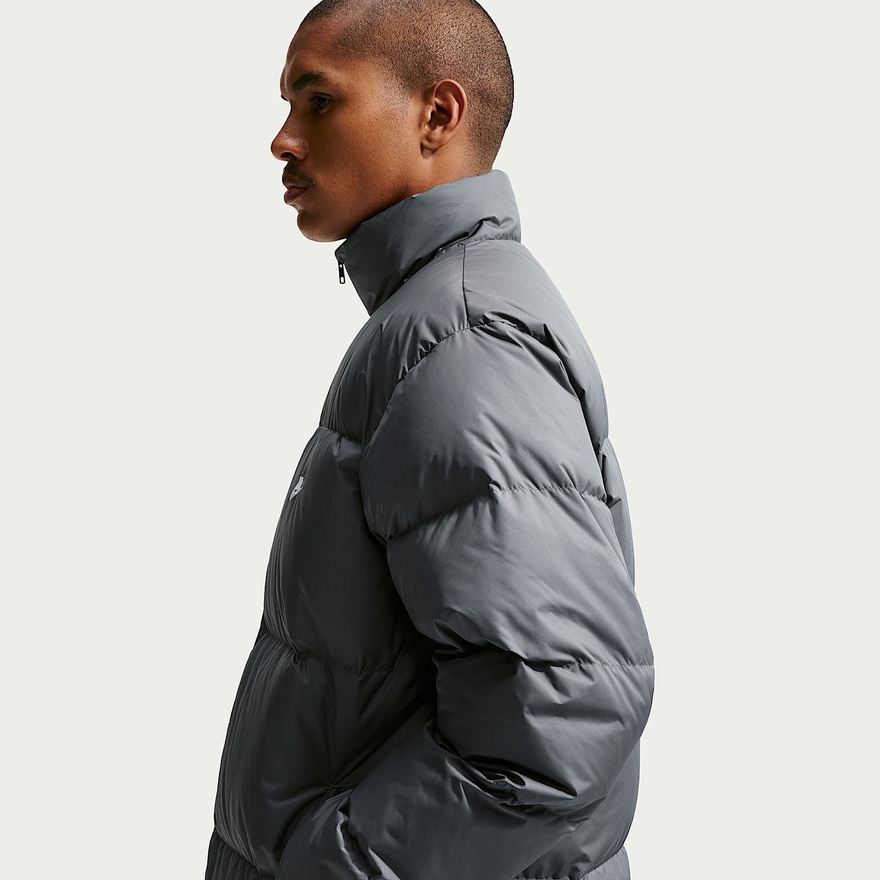 Nike Sportswear Club Men's Therma-FIT Down Puffer Jacket – Iron Grey/White