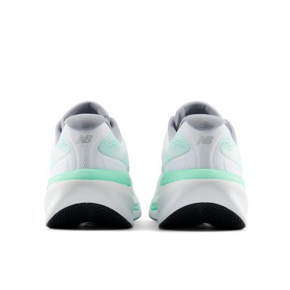 Fresh Foam X 860 v15 – BRIGHT MINT with WHITE