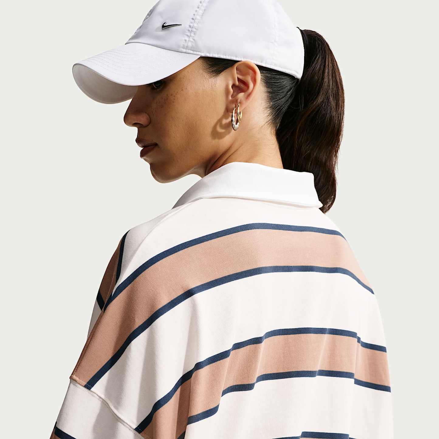 Nike Sportswear  Women's 1/4-Zip Sweatshirt – Pale Ivory/Hemp/Thunder Blue