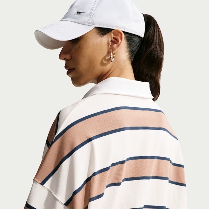 Nike Sportswear  Women's 1/4-Zip Sweatshirt – Pale Ivory/Hemp/Thunder Blue