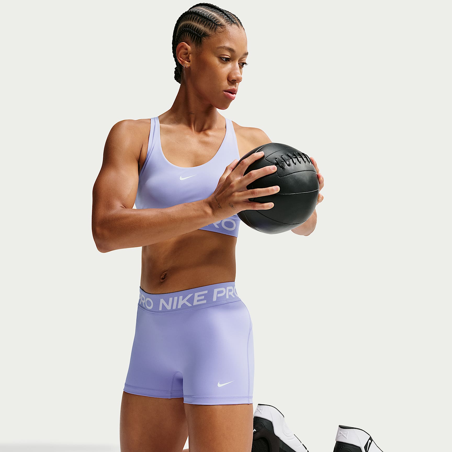 Nike Pro Women's Mid-Rise 7.5cm (approx.) Biker Shorts – Purple Pulse/White