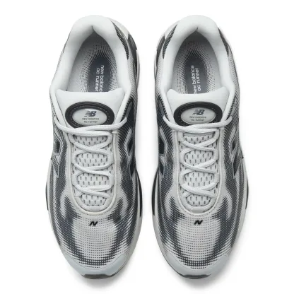 AC Runner – GREY MATTER with BLACK CEMENT and SILVER METALLIC