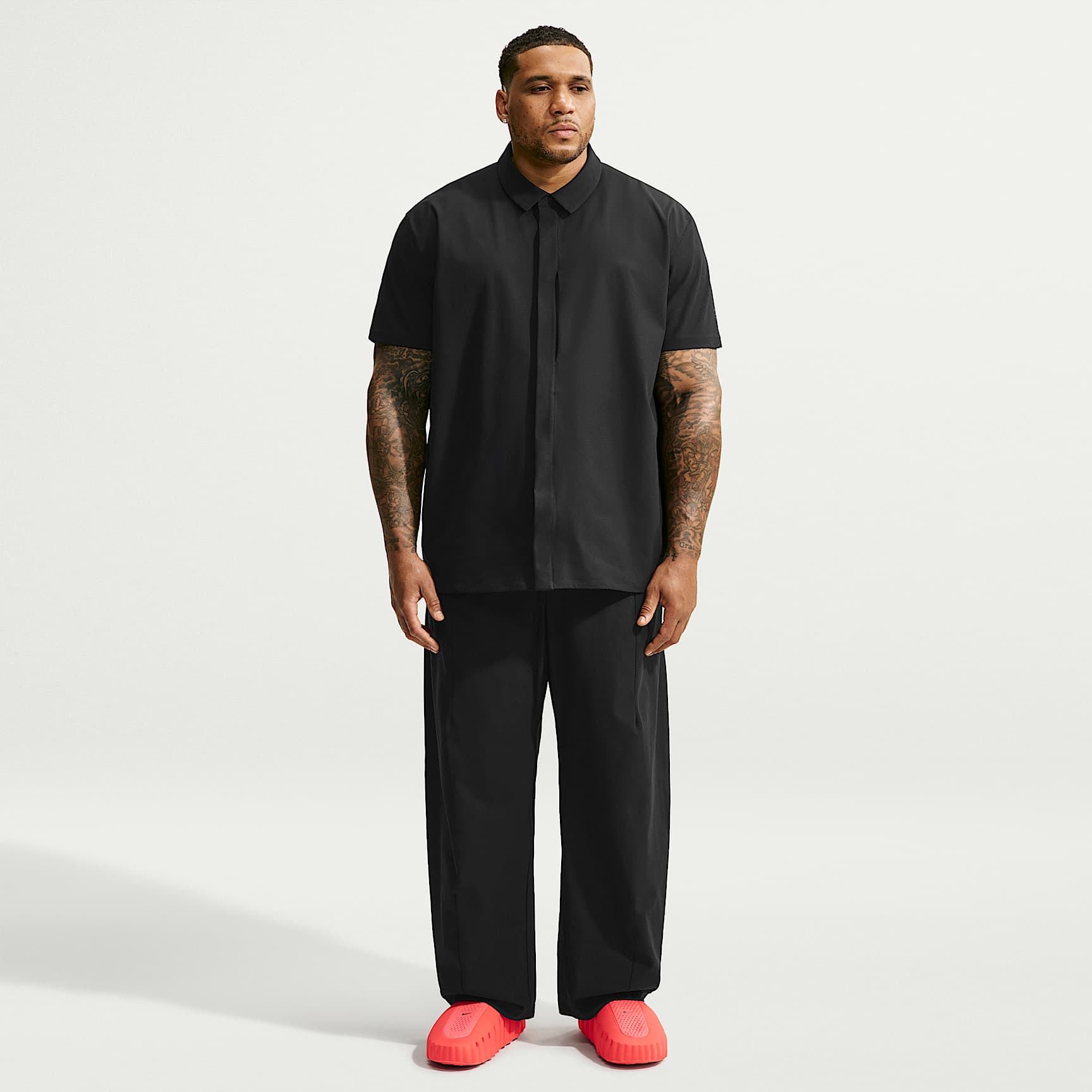 Nike 24.7 PerfectStretch Men's Dri-FIT UV Protection Barrel-Leg Trousers – Black/Black/Dark Smoke Grey
