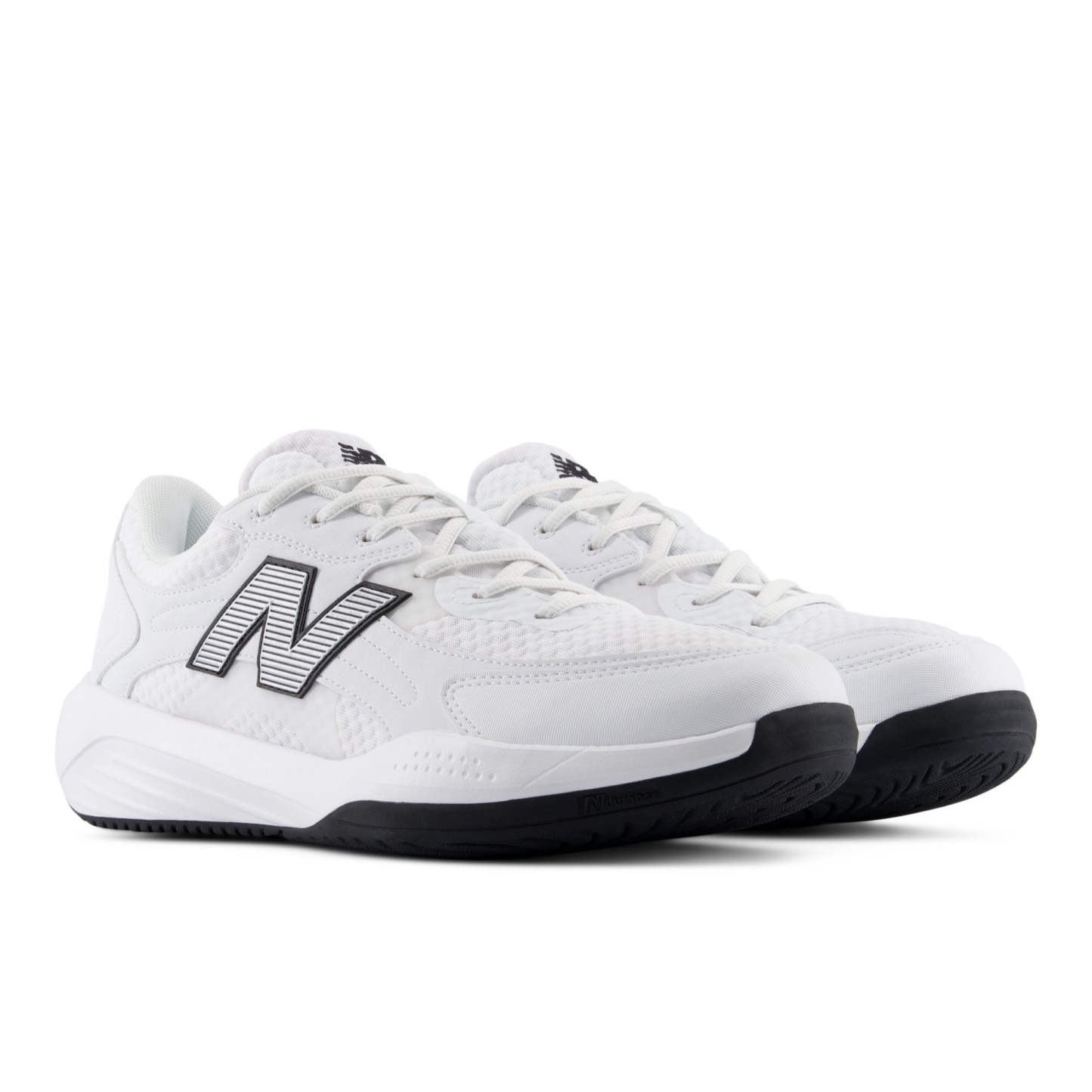 696v7 – WHITE with BLACK
