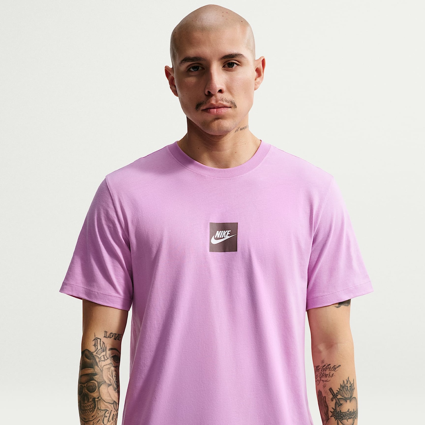 Nike Sportswear T-Shirt – Light Magenta
