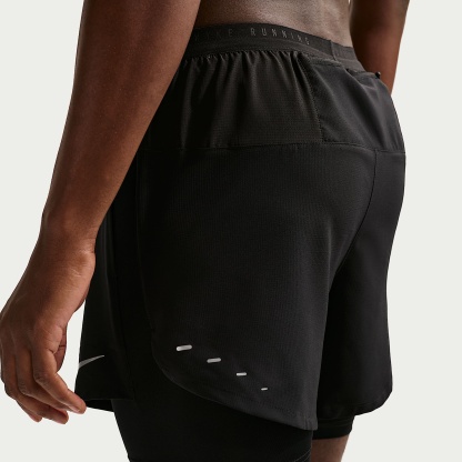 Nike Stride Men's Dri-FIT 13cm (approx.) Hybrid Running Shorts – Black