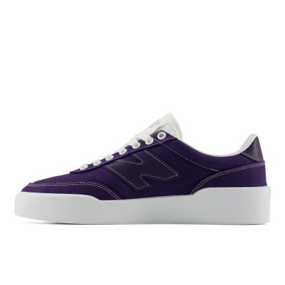 750 – BOYSENBERRY with WHITE