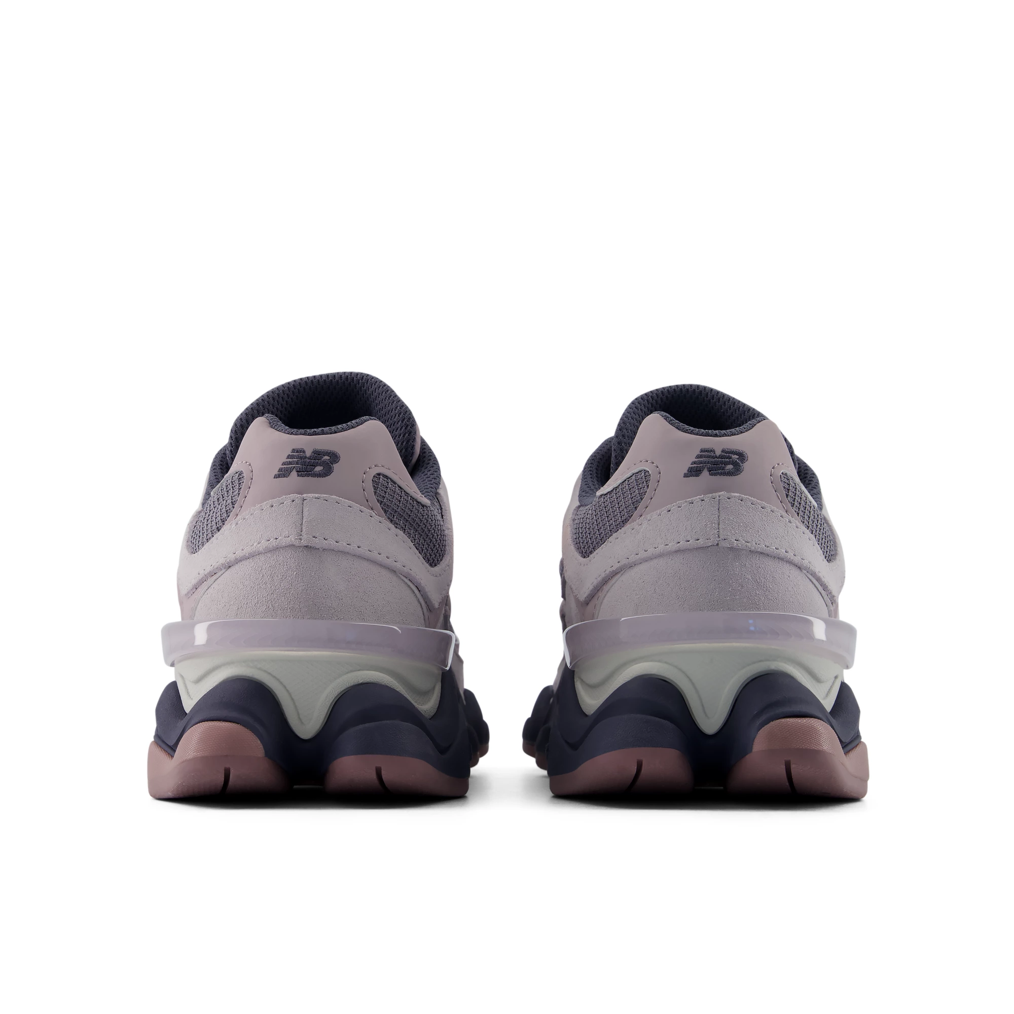 9060 – TRUFFLE SALT with HORIZON GREY