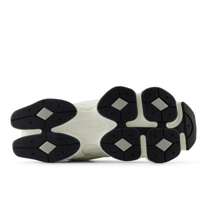 9060 – SEA SALT with RAINCLOUD and Black