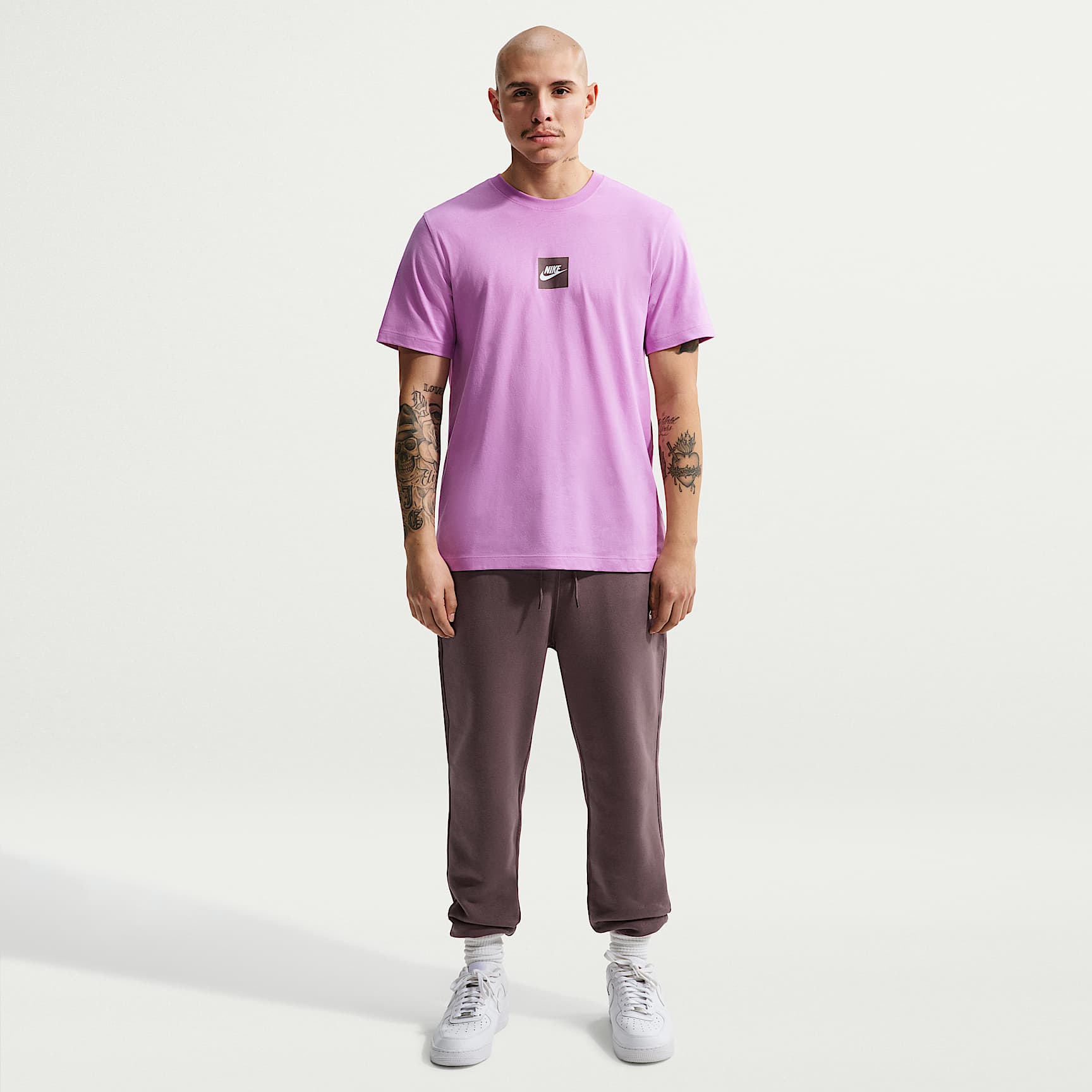 Nike Sportswear T-Shirt – Light Magenta