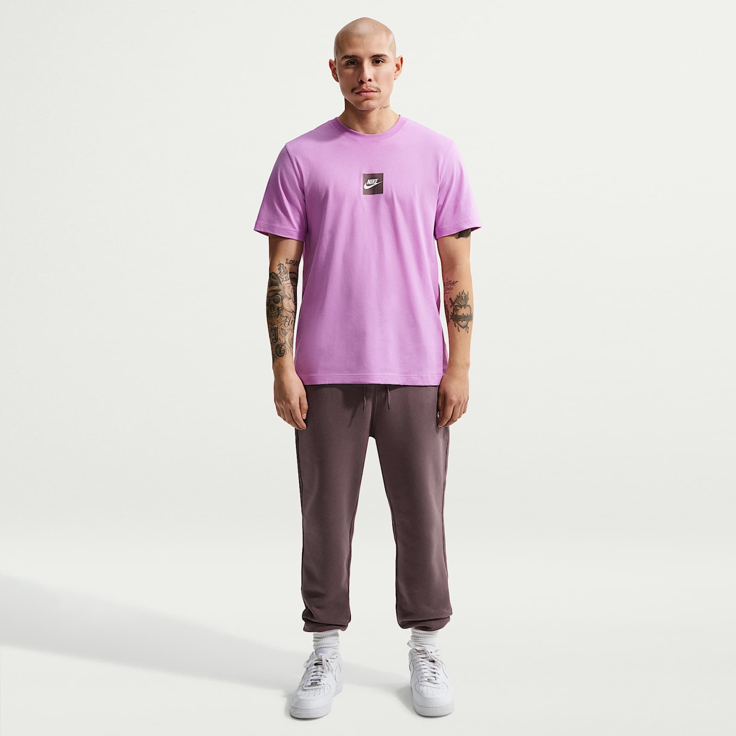 Nike Sportswear T-Shirt – Light Magenta
