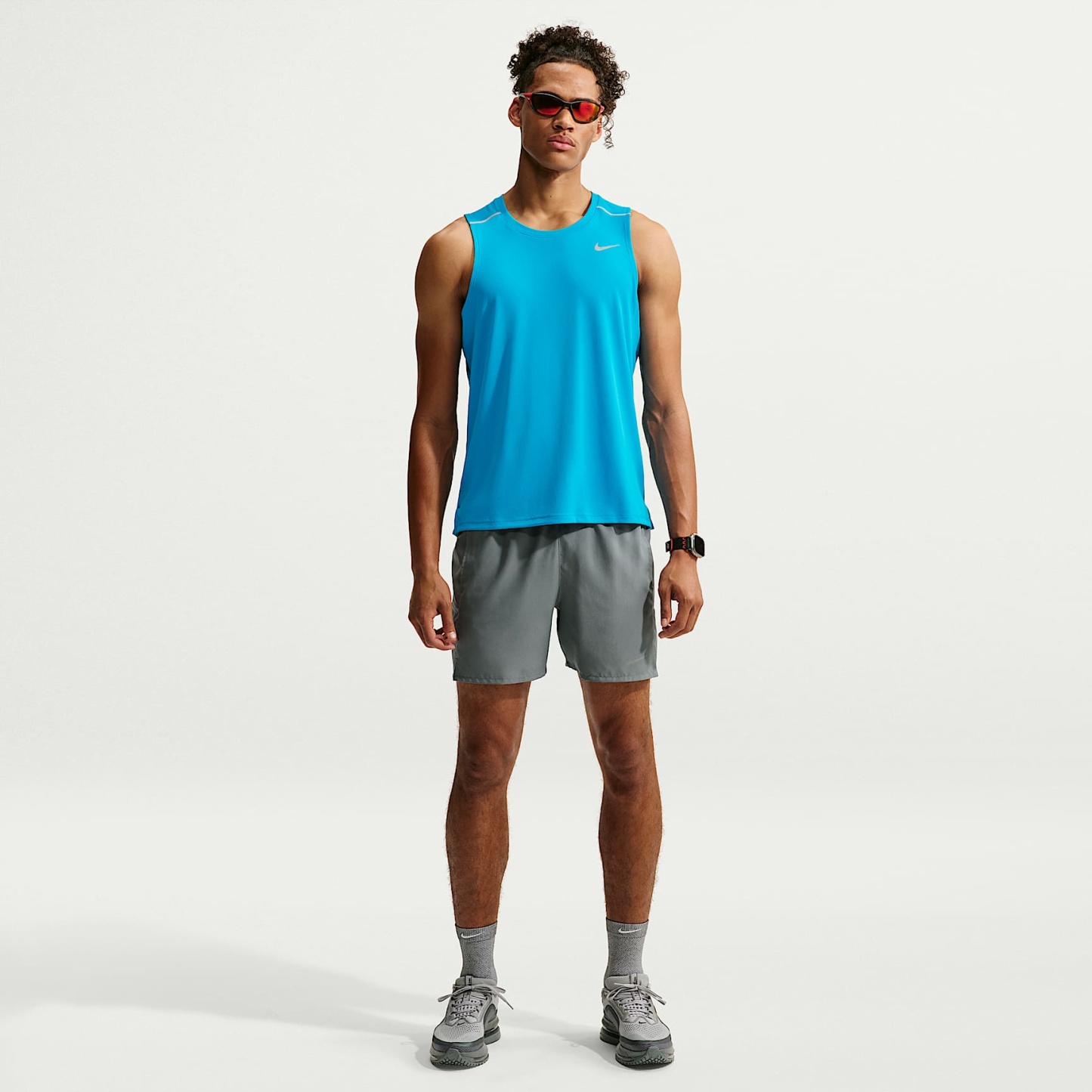 Nike Miler Men's Dri-FIT Running Tank Top – Light Current Blue