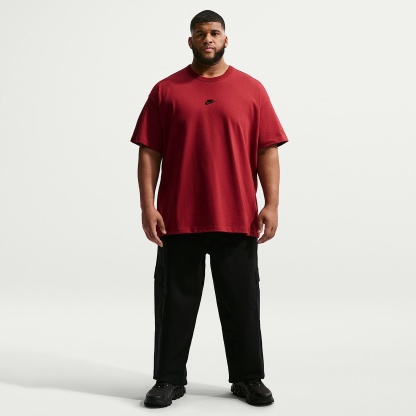 Nike Sportswear Premium Essentials Men's T-Shirt – Team Crimson