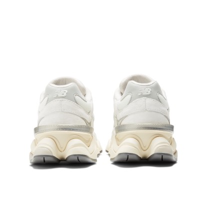 9060 – SEA SALT with CONCRETE and Silver Metallic