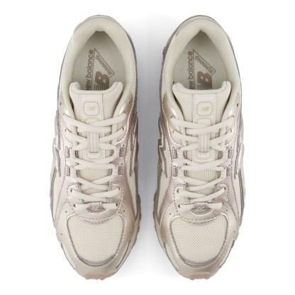 204L – TIMBERWOLF with LIGHT GOLD METALLIC