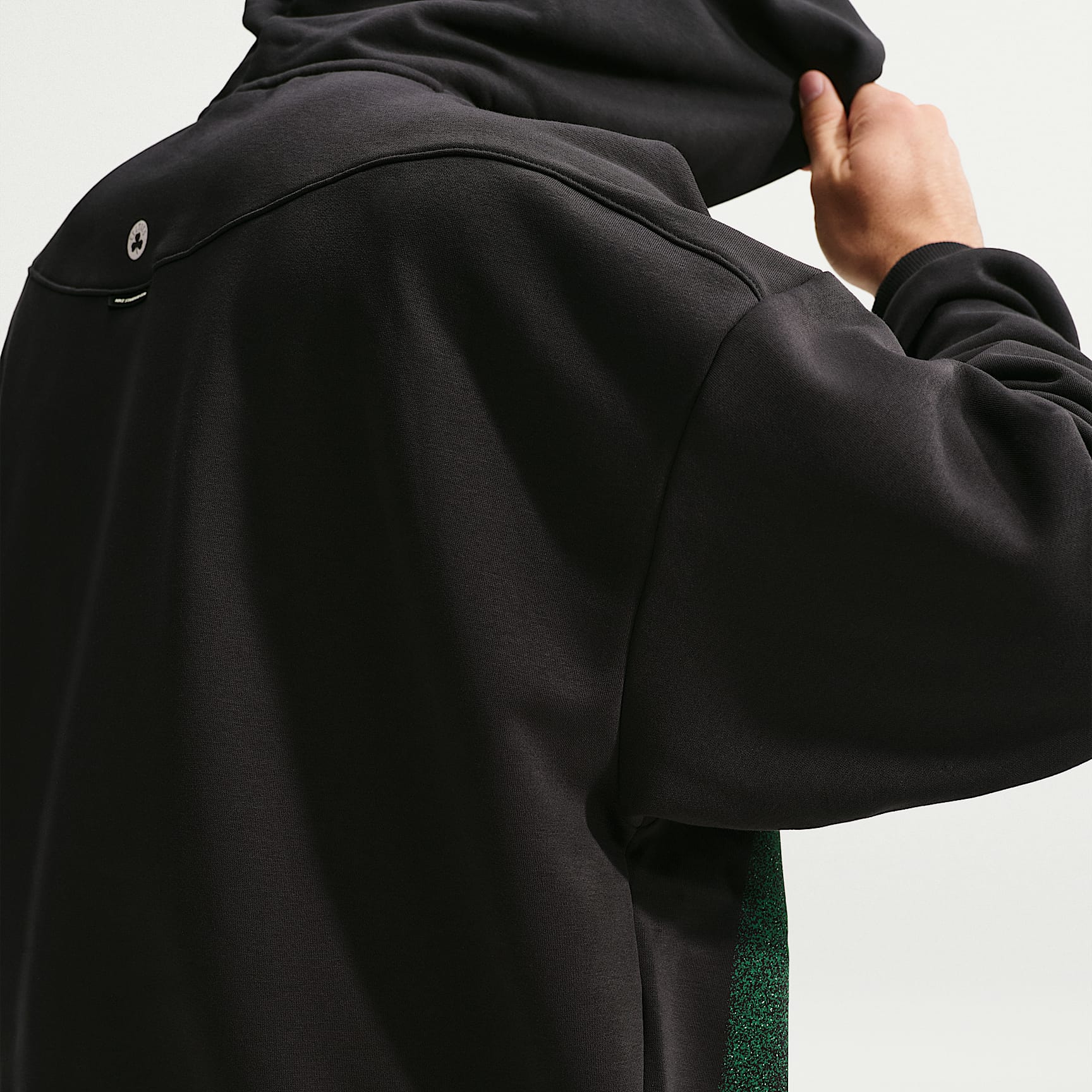 Boston Celtics Standard Issue Men's Fleece Basketball Hoodie – Black/White