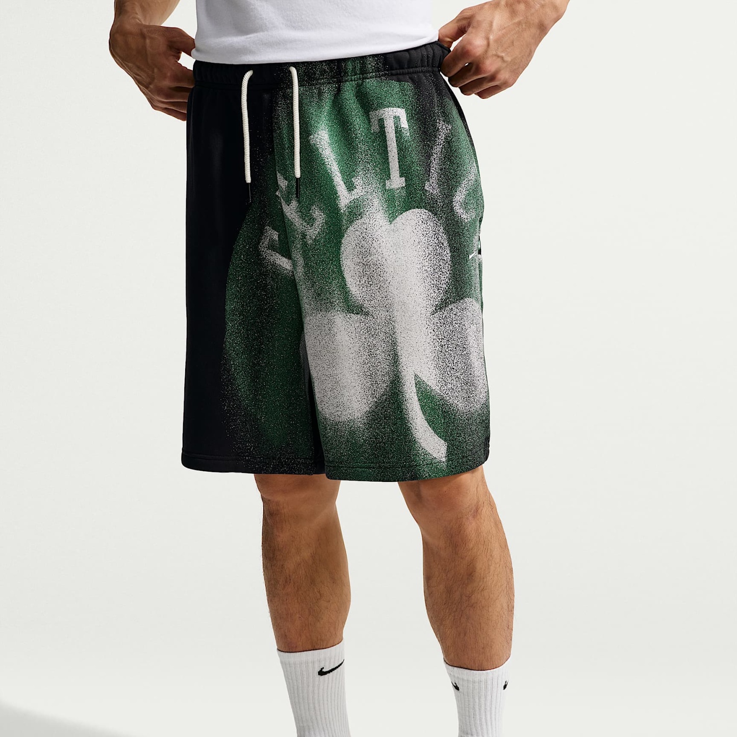 Boston Celtics Standard Issue Nike Men's Fleece Basketball Shorts – Black/White