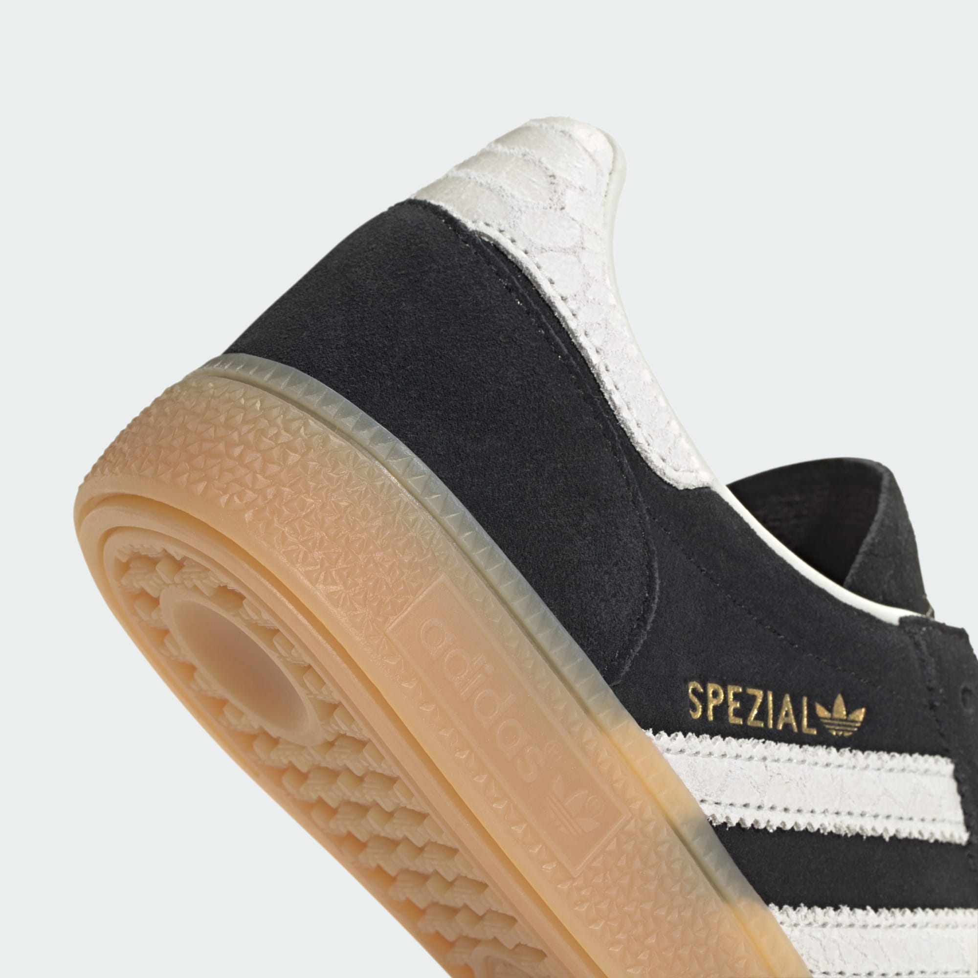 HANDBALL SPEZIAL SHOES – Core Black / Off White / Gum