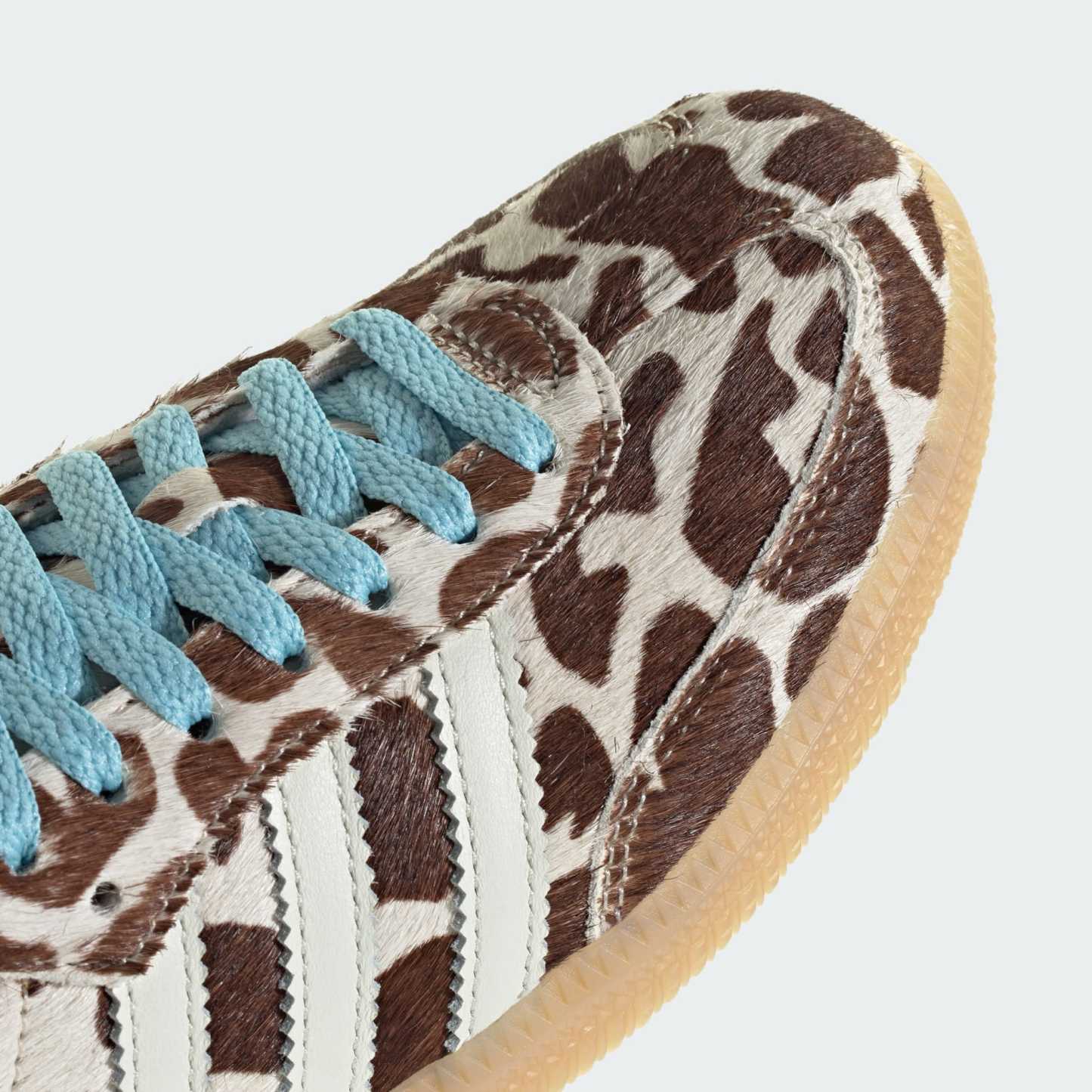 Samba OG Giraffe Print Shoes - Crystal Linen / Ivory / Gum - view 8