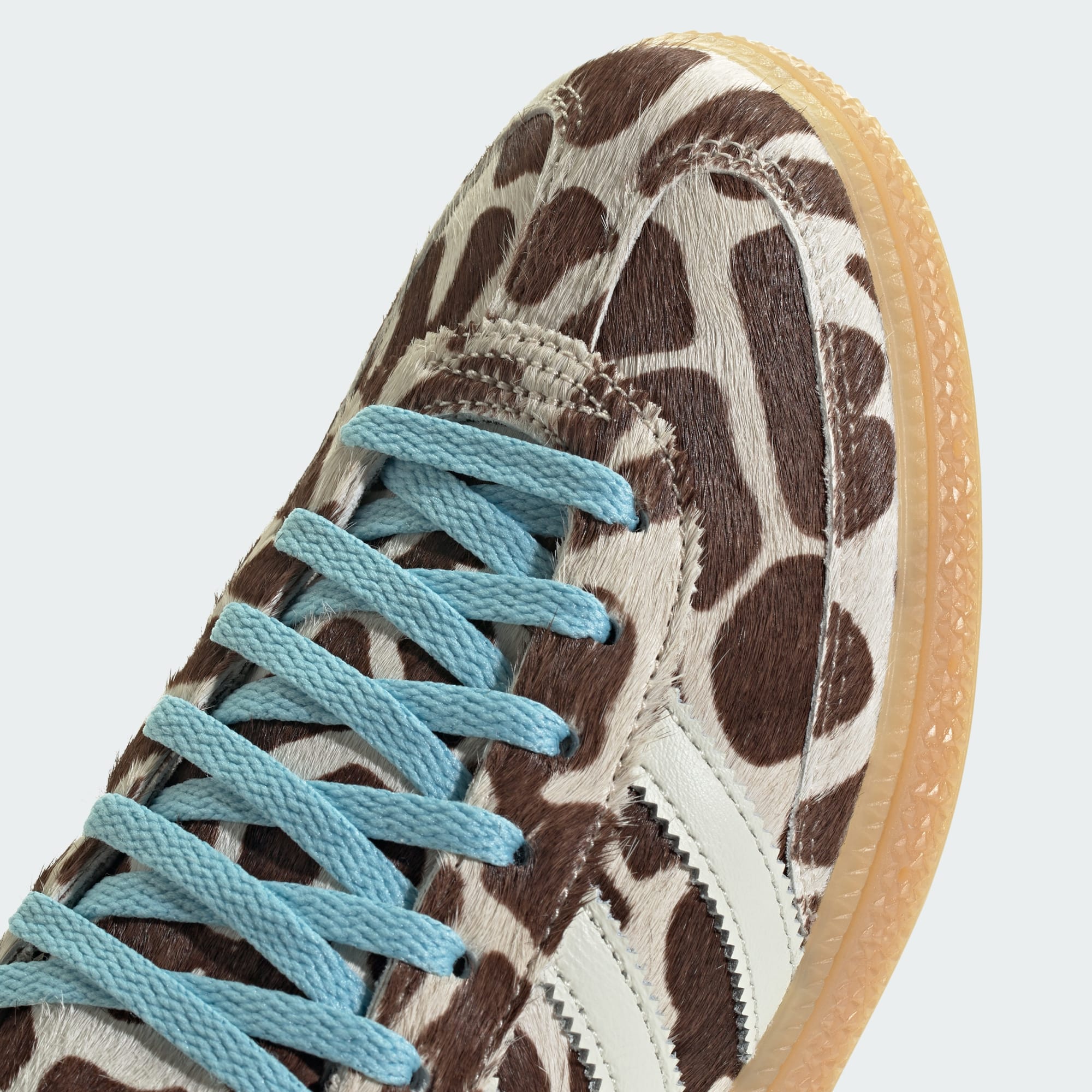 Handball Spezial Giraffe Print Shoes – Crystal Linen / Ivory / Icey Blue