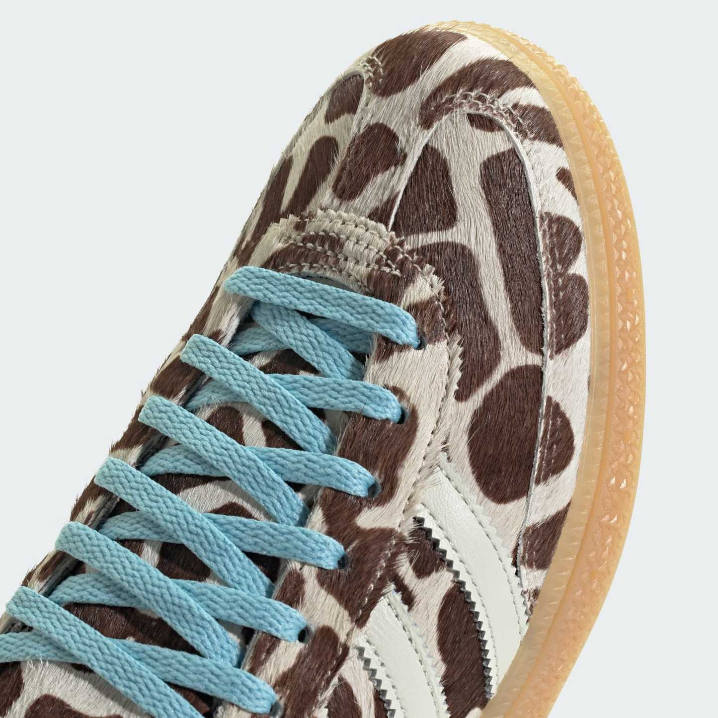 Handball Spezial Giraffe Print Shoes – Crystal Linen / Ivory / Icey Blue