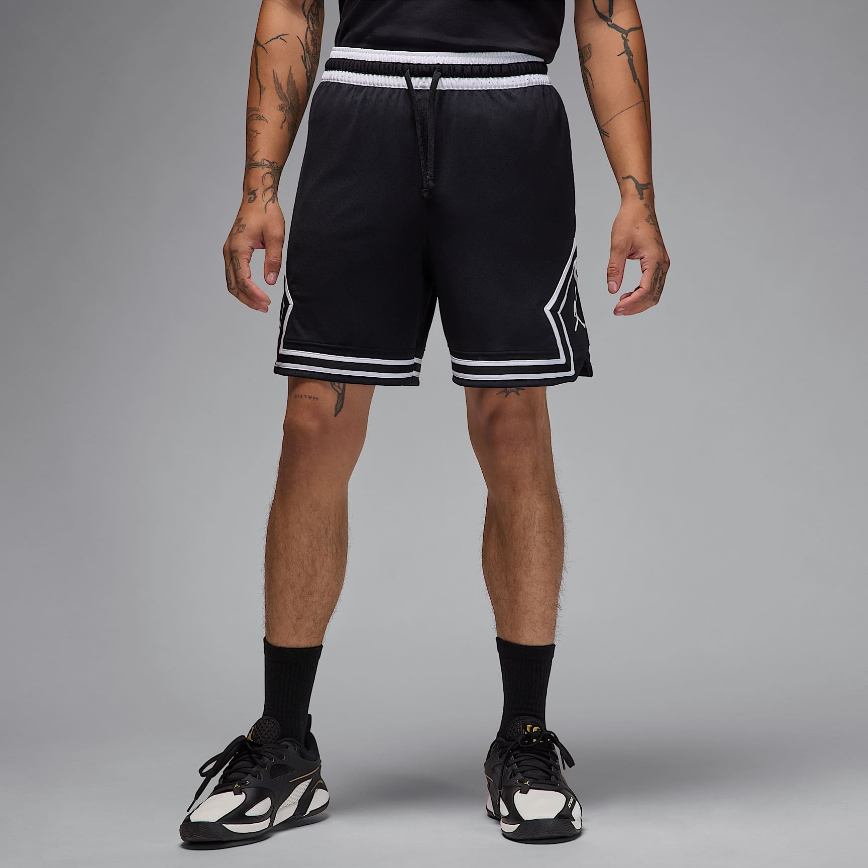 Jordan Sport Men's Dri-FIT 18cm (approx.) Mesh Diamond Shorts – Black/White/White