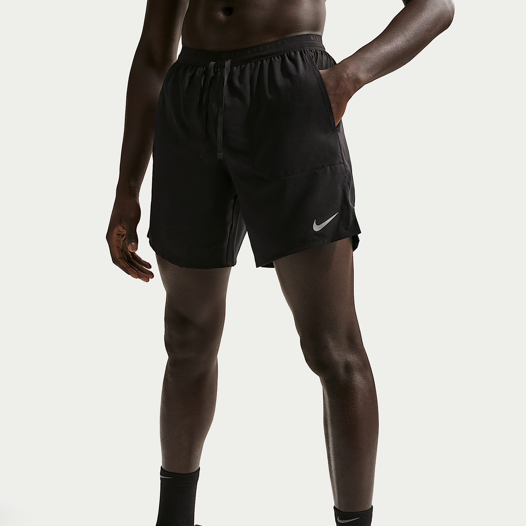 Nike Stride Men's Dri-FIT 18cm (approx.) 2-in-1 Running Shorts – Black