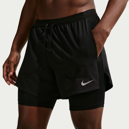 Nike Stride Men's Dri-FIT 13cm (approx.) Hybrid Running Shorts – Black
