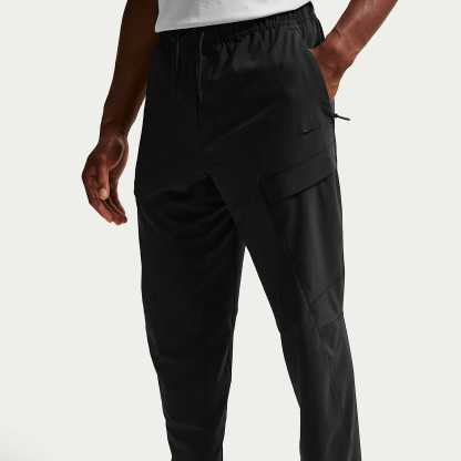 Nike Unlimited Men's Dri-FIT Versatile Cargo Trousers – Black/Black/Black