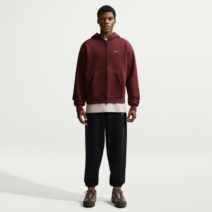 Nike Solo Fleece Men's Cuffed Trousers – Total Black/Sail