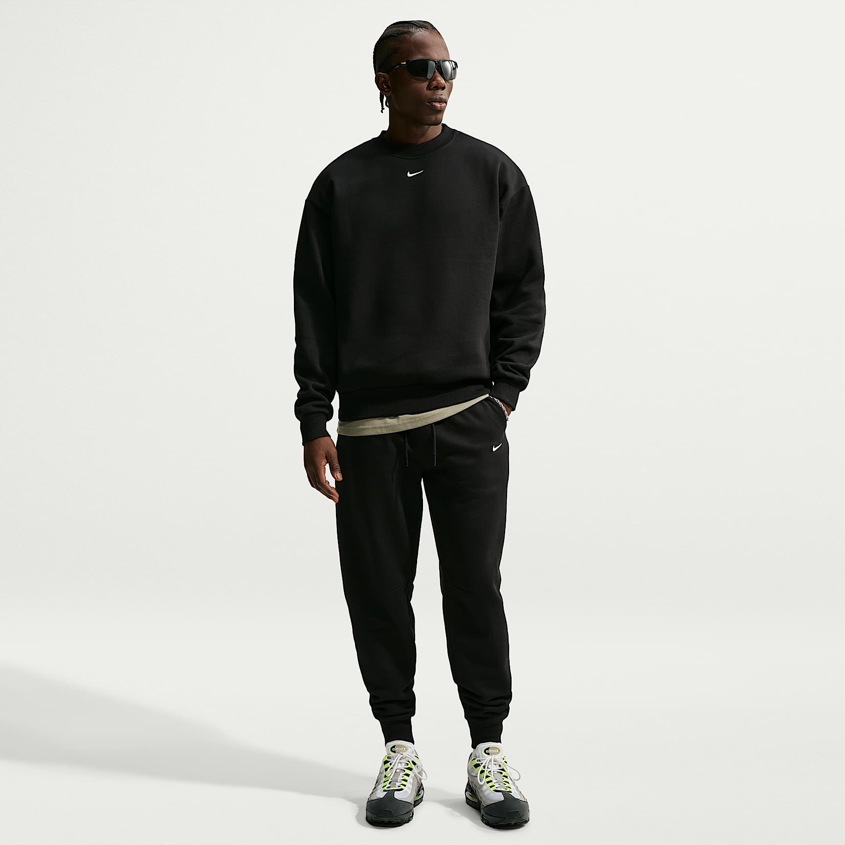 Nike Solo Fleece Men's Joggers – Total Black/Sail