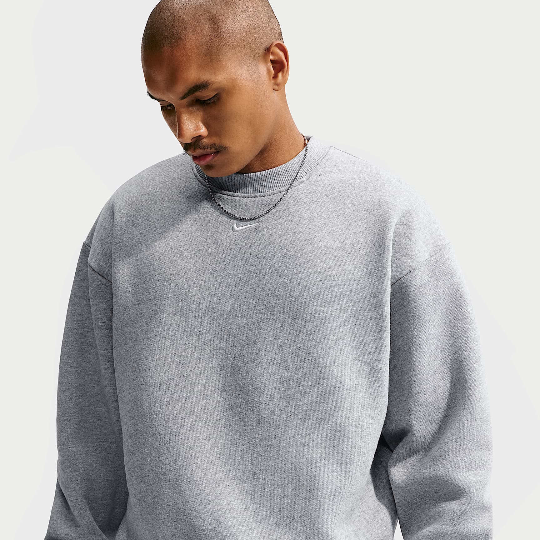 Nike Solo Fleece Men's Crew-Neck Sweatshirt – Dark Grey Heather/Sail